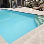 Villa Maison De Charme - 12 Mn De La - Piscine Chauffee - 8 Personnes