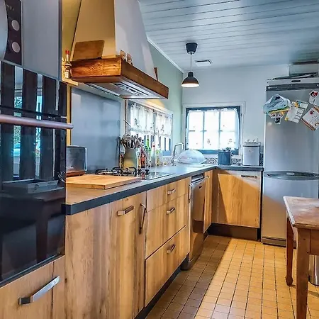 Villa Maison De Charme - 12 Mn De La - Piscine Chauffee - 8 Personnes